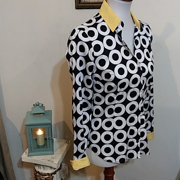 New York & company long sleeve button down - Picture 2 of 8